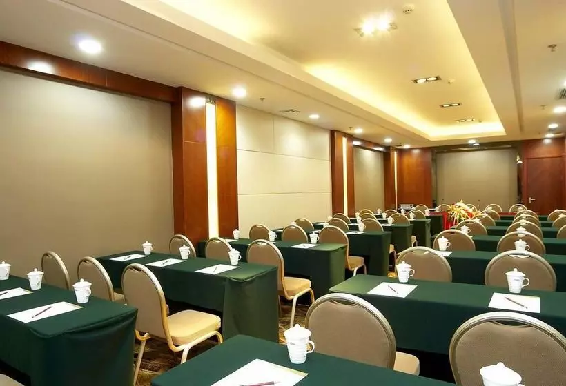 Otel Bossman International