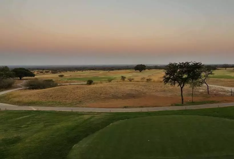 Отель Euphoria Golf And Lifestyle Estate