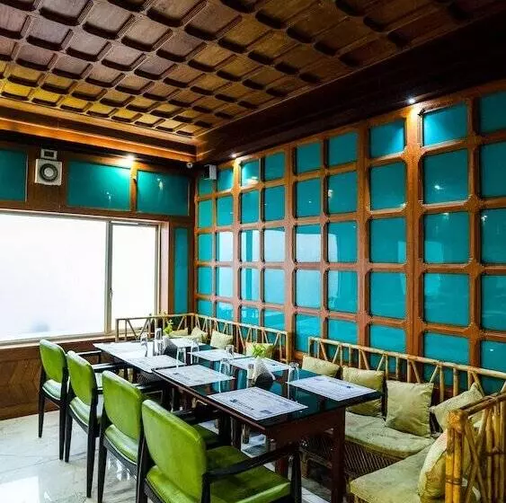 Hotel Hillview Munnar