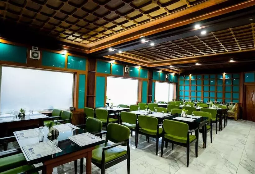 Hotel Hillview Munnar