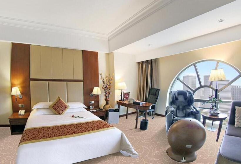 Отель Jiangmen Gladden