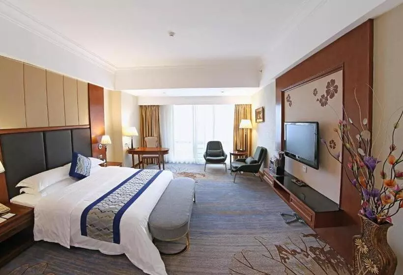 Отель Jiangmen Gladden