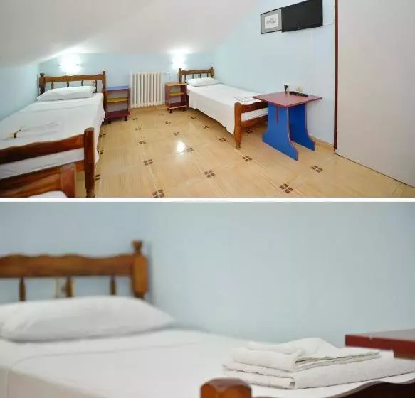 هتل Pana Eustahije 253