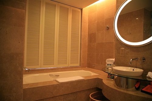 Otel Shenzhen Qiushuishanju Grand