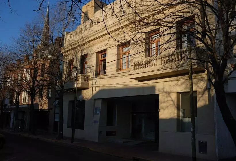 Отель San Isidro Plaza