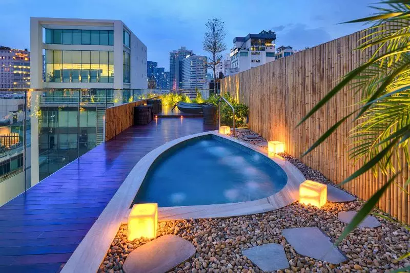 酒店 Silverland Min