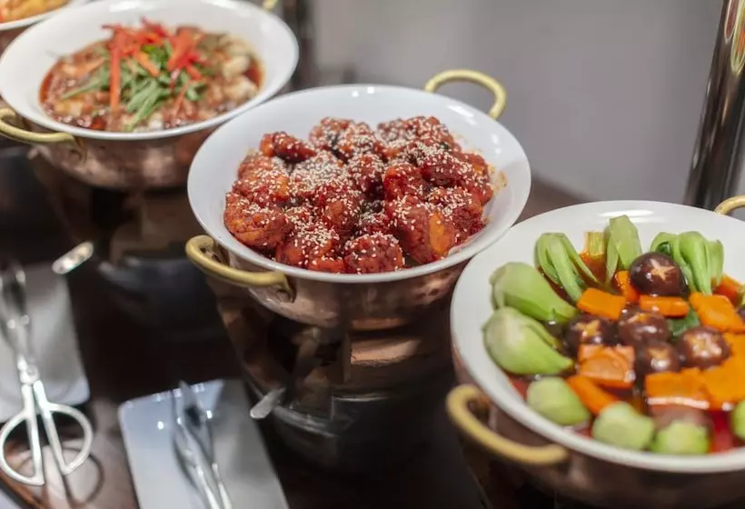 酒店 Silverland Min