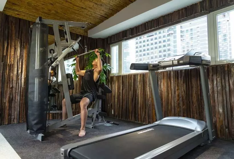 酒店 Silverland Min