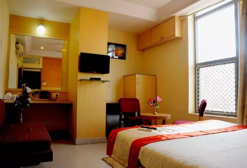 هتل Suvarna Residency