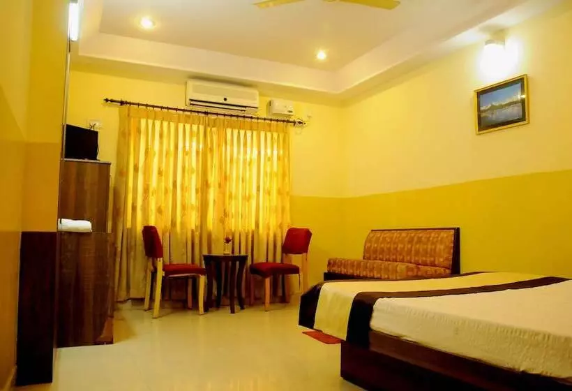 هتل Suvarna Residency