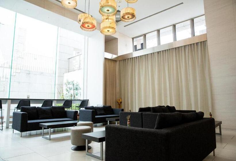 בית מלון כפרי The Screen