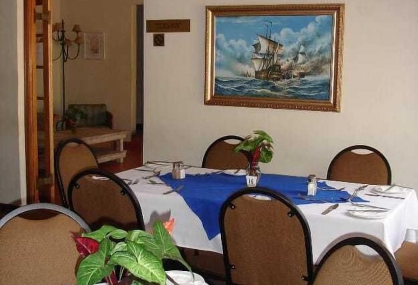 酒店 Tradewinds Country Inn