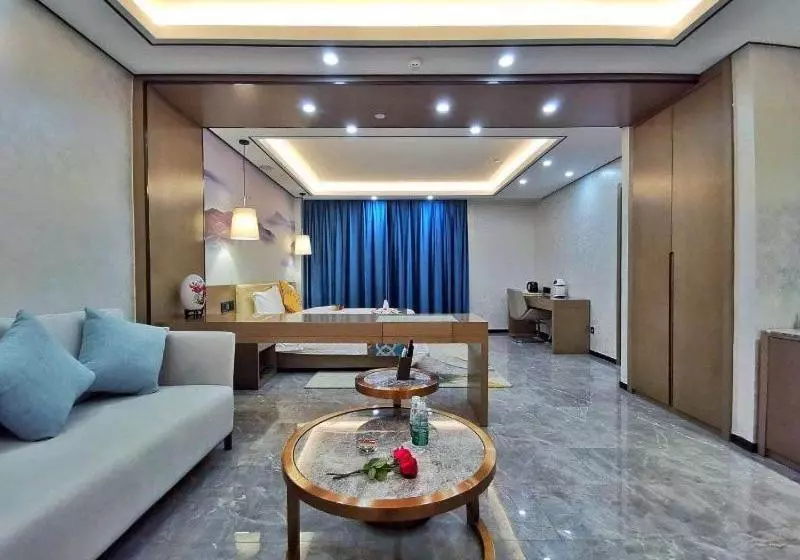 Hotelli Wuzhishan International Therma