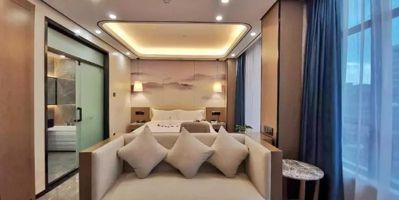 Hotelli Wuzhishan International Therma