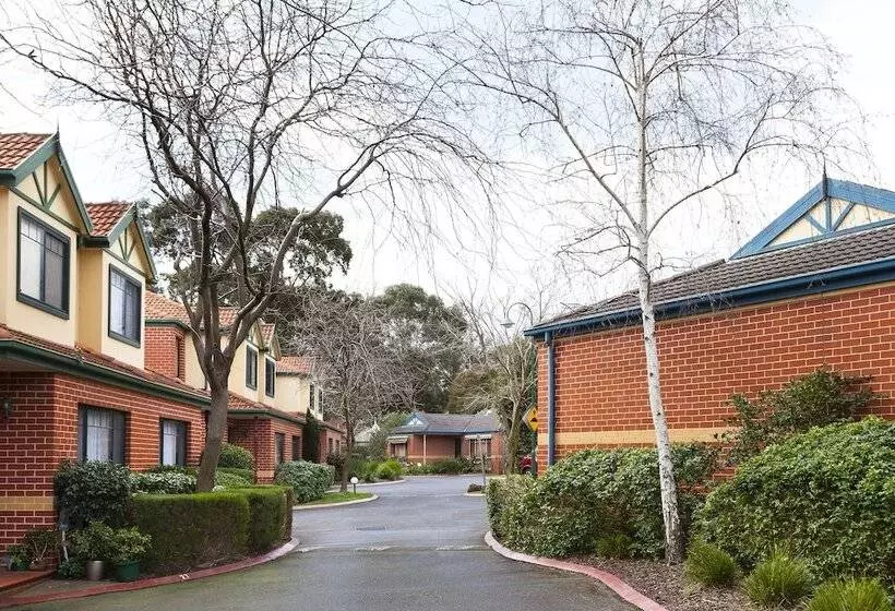 Park Avenue Forest Hill