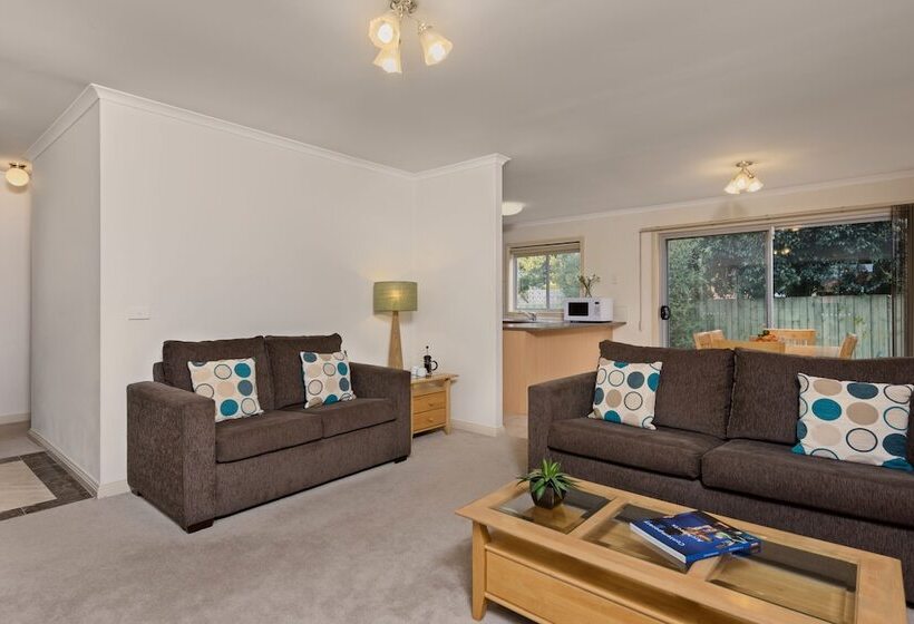 Park Avenue   Forest Hill