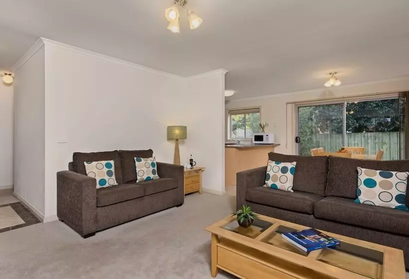 Park Avenue Forest Hill