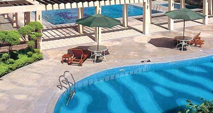 استراحتگاه Nirvana Hotel Banquet Club