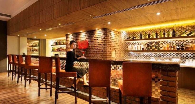 استراحتگاه Nirvana Hotel Banquet Club