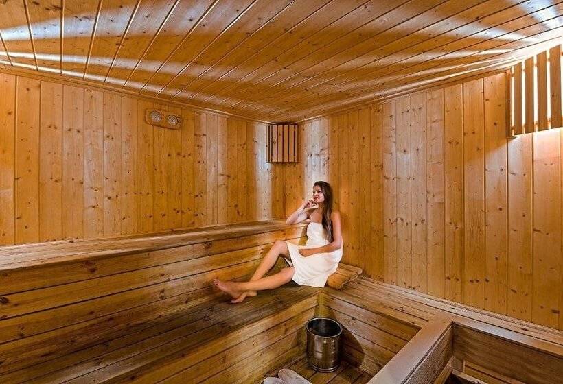 استراحتگاه Nirvana Hotel Banquet Club