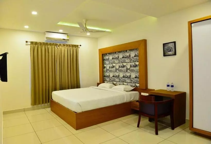 Hotelli Aura Residency