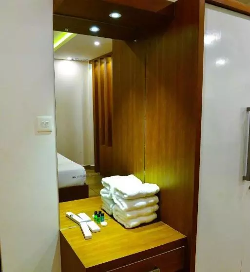 Hotelli Aura Residency