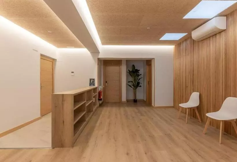 Eightrooms La Rioja Pension