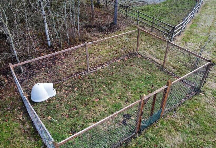 Отель Nisqually Highland Ranch! 35 Mi To Mt Rainier