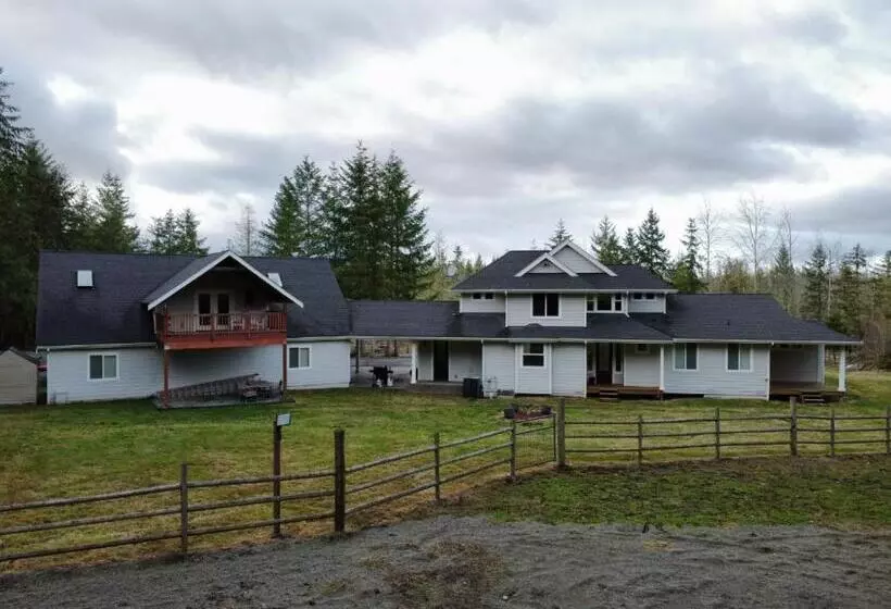 ホテル Nisqually Highland Ranch! 35 Mi To Mt Rainier
