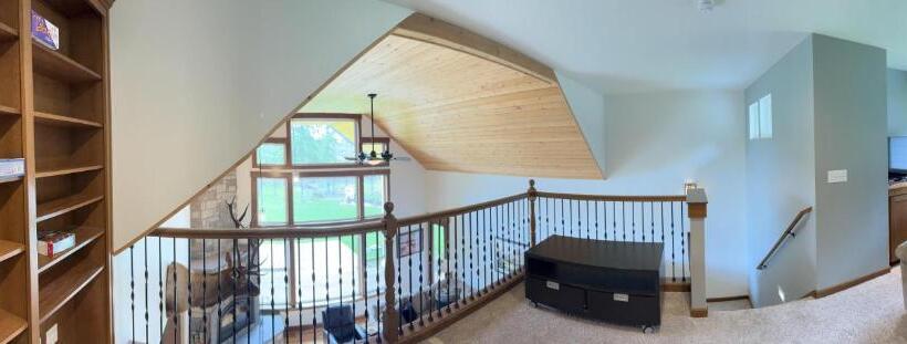 Отель Nisqually Highland Ranch! 35 Mi To Mt Rainier