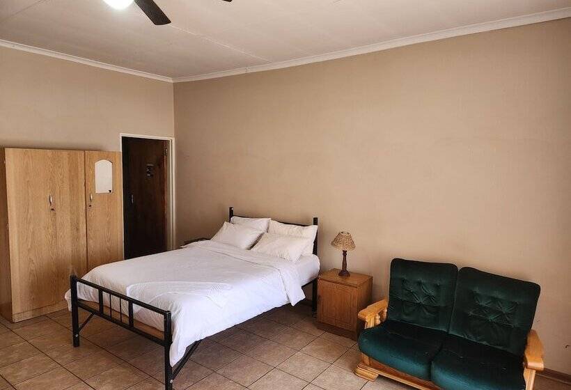 ホテル Postmasburg Inn