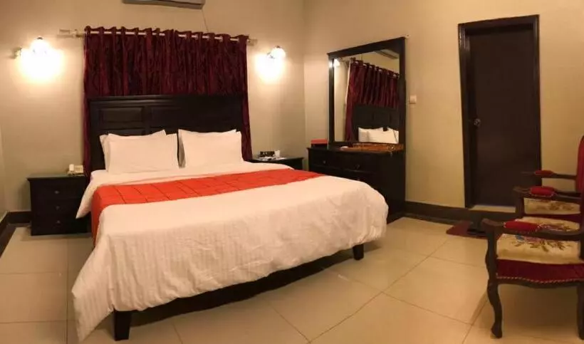 هتل The Elet Business