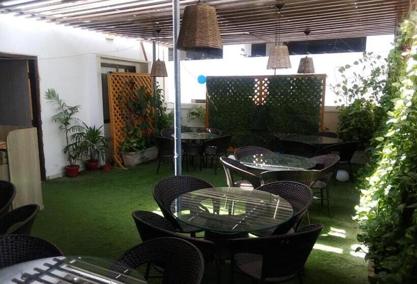 בית מלון כפרי The Elet Business