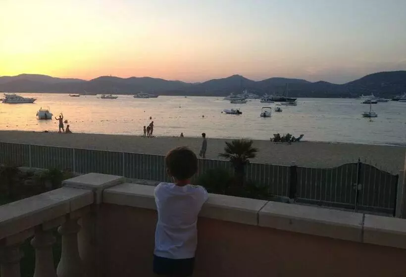 هتل Villa Playa Del Sol  B3