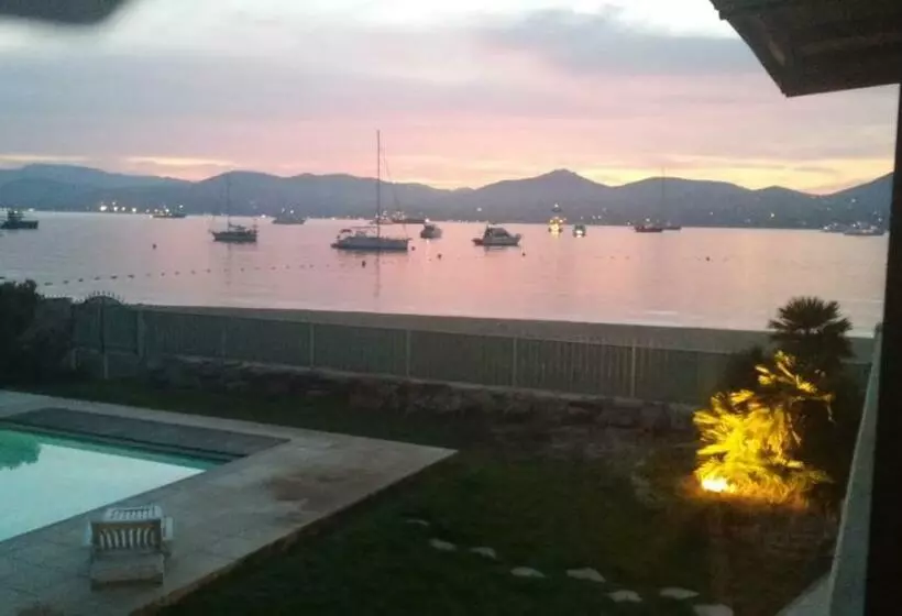 هتل Villa Playa Del Sol  B3
