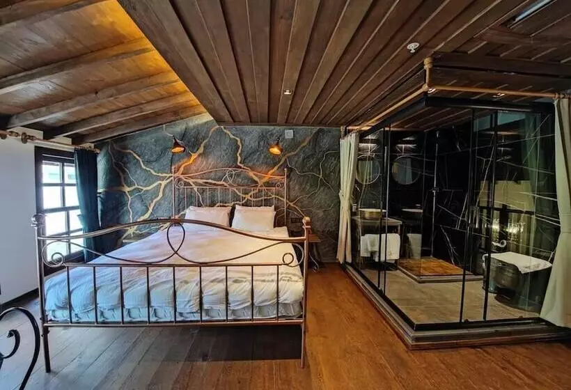 Sam Franss Boutique Otel