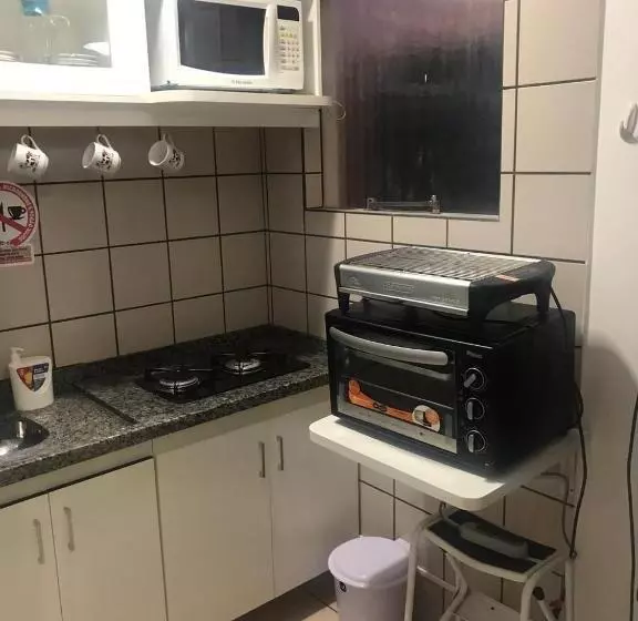 Diroma Fiori Com 1 Suíte E Banheiro Social Extra
