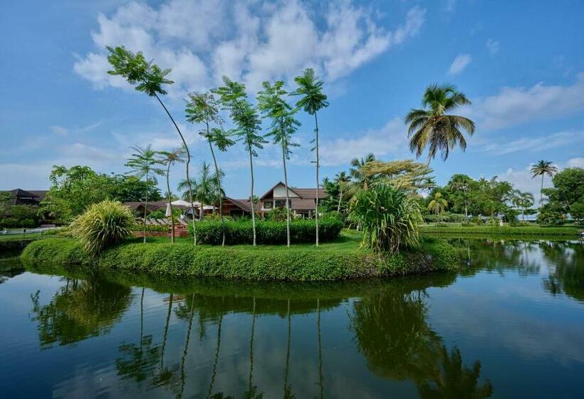 Gokulam Grand Resort & Spa Kumarakom