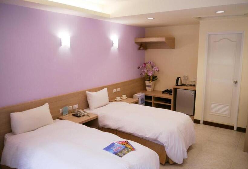 هتل Xitou Youth Activity Center