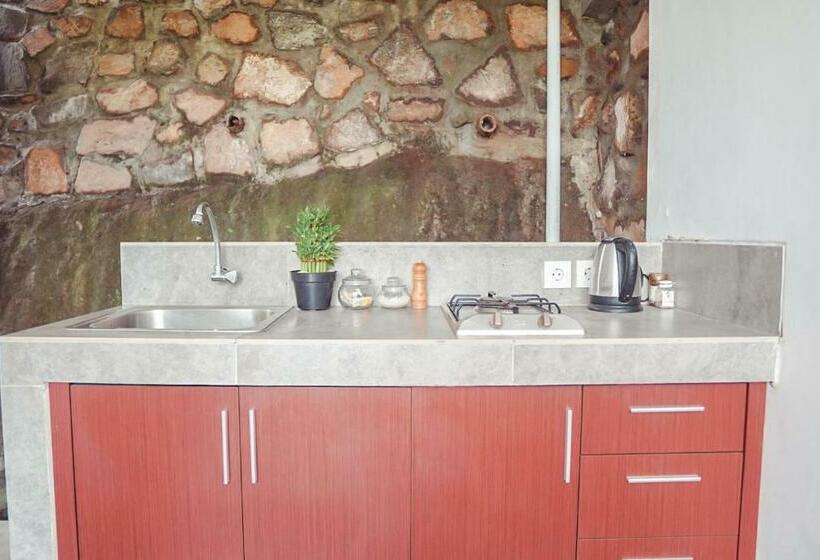 Bed and Breakfast Abinawa Hill