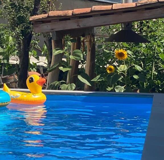 پانسیون Boutique Hotel Talaveri In Telavi