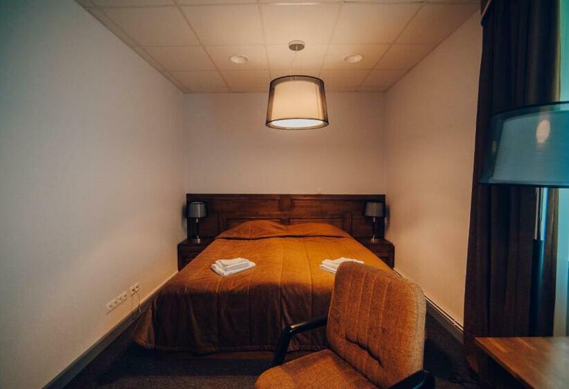 هاستل Valmieras Tehnikuma Dienesta Viesnīca