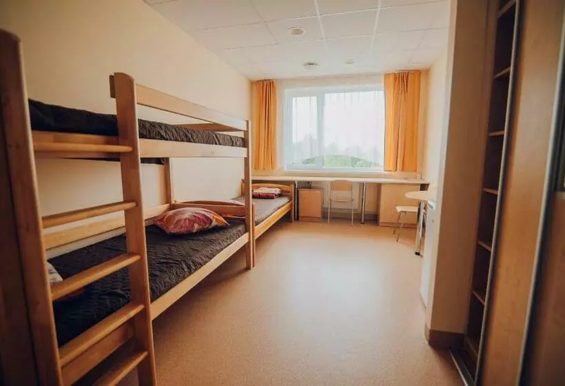 هاستل Valmieras Tehnikuma Dienesta Viesnīca
