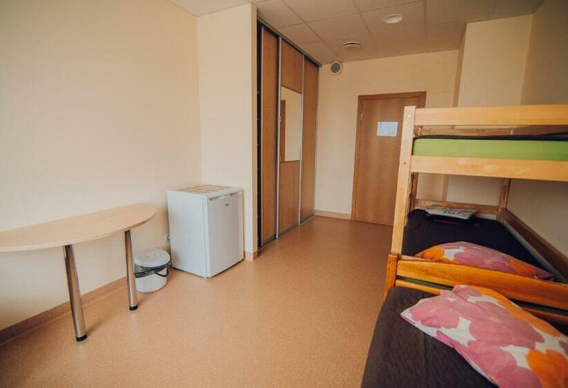 هاستل Valmieras Tehnikuma Dienesta Viesnīca