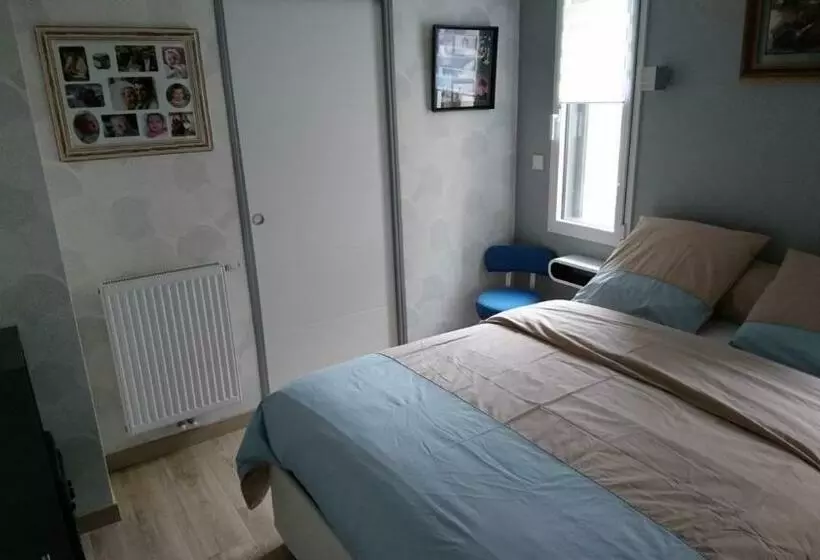 ベッドアンドブレックファースト Casa Luz   Chambre D Hôtes   Saint Lunaire