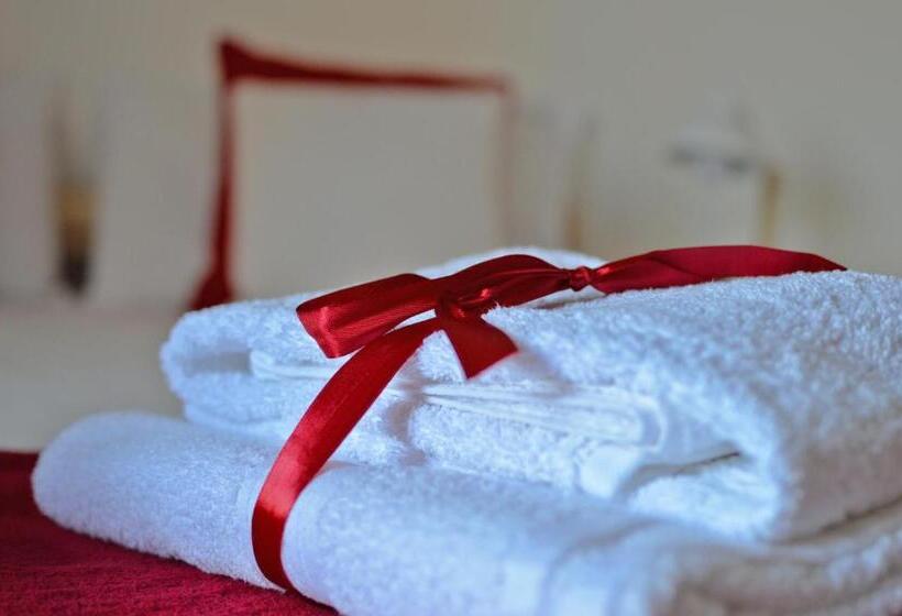 住宿加早餐  Red Sunset