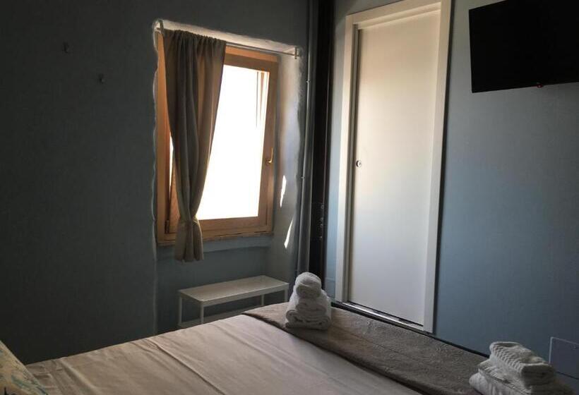 פנסיון Giulia Camere