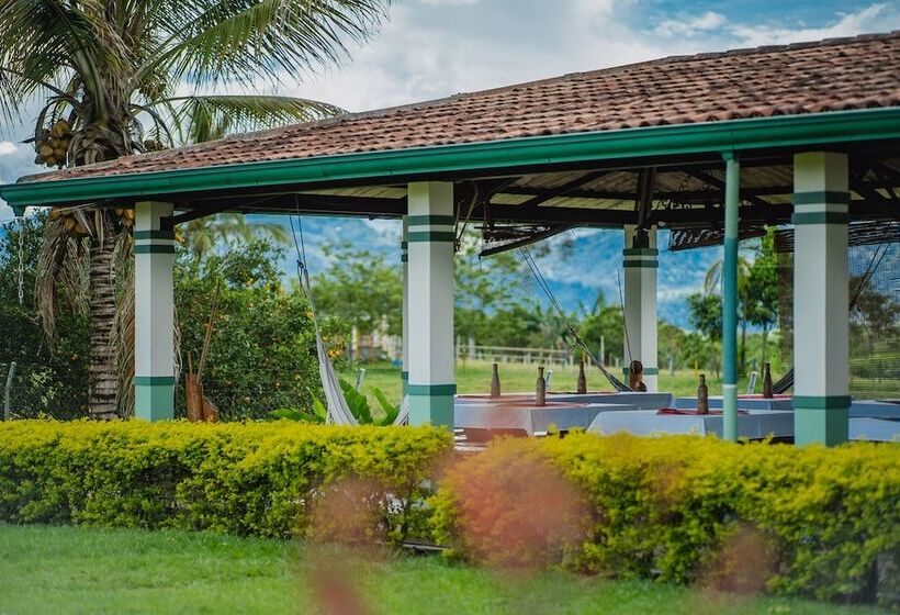 پانسیون Hacienda Araucaria Habitacion 10