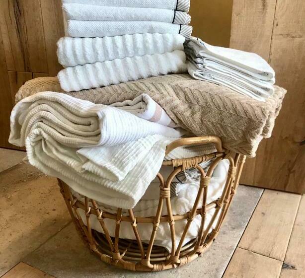 پانسیون The Little Room