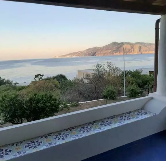 ペンション Villa Insolia Resort